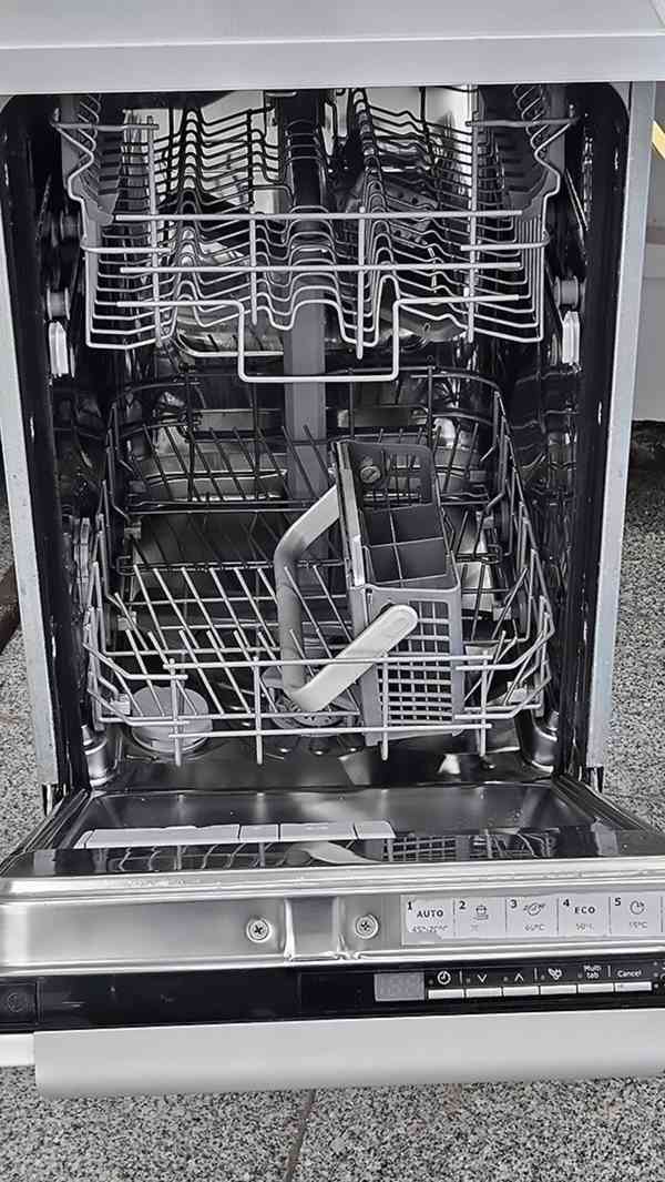 Myčka nádobí plně integrovaná ELECTROLUX - foto 2