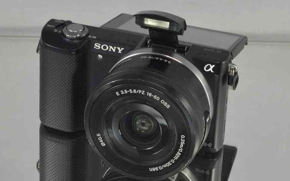 Sony A5000+16-50mm*20.1 MP*Full-HDV*WIFI*9000 Exp. - foto 4