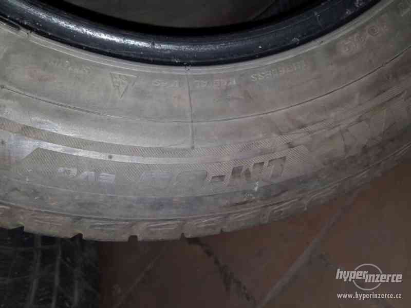 Sada zimní pneu 235/65R17 104H Bridgestone Blizzak LM80 Evo - foto 2