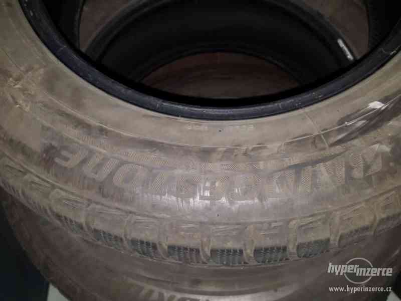 Sada zimní pneu 235/65R17 104H Bridgestone Blizzak LM80 Evo - foto 3