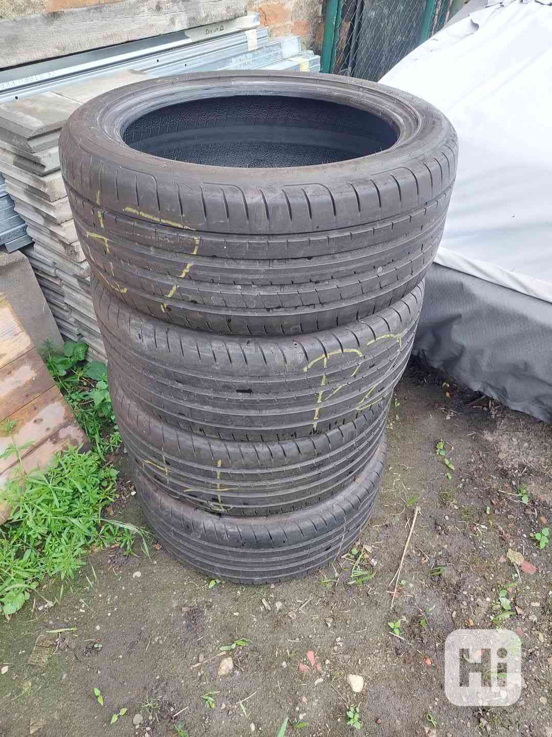 4x Pneu Good Year 225/45 R17 5,5-6mm DOT 20 a 21 - foto 1