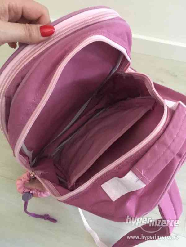 Dívčí batoh, kabelky, tašky - foto 7