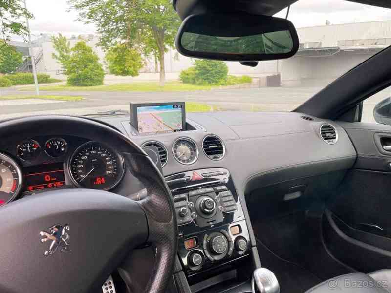 Peugeot RCZ 1,6   200 THP • 2011 • manuál - foto 15