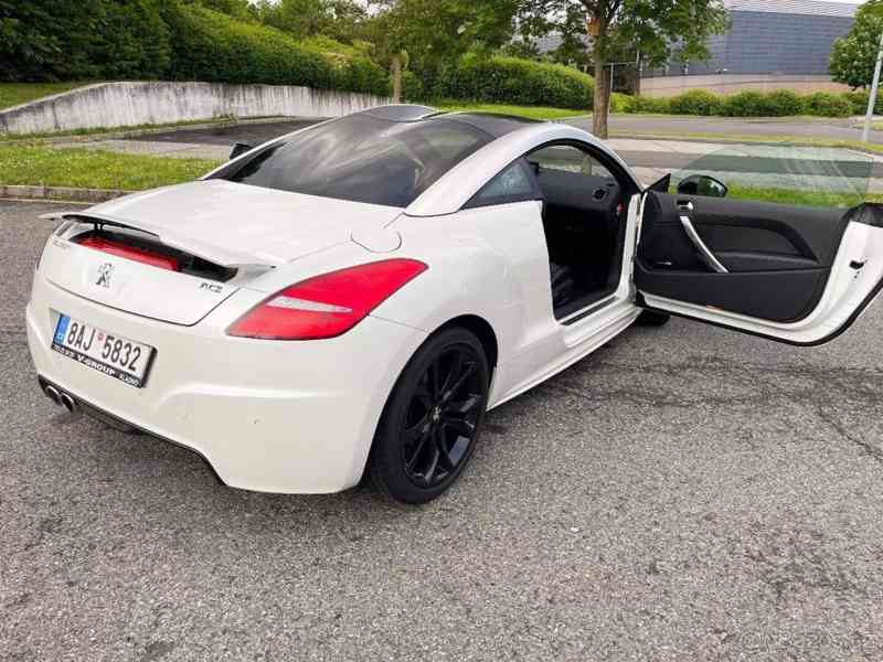 Peugeot RCZ 1,6   200 THP • 2011 • manuál - foto 17