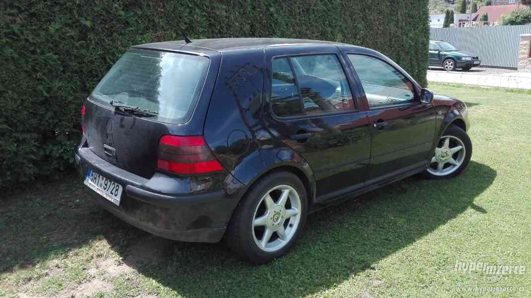 VW Golf IV 1.6V/55kw 1998 - foto 1