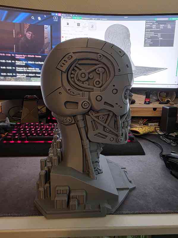 Terminátor T-800 - foto 2