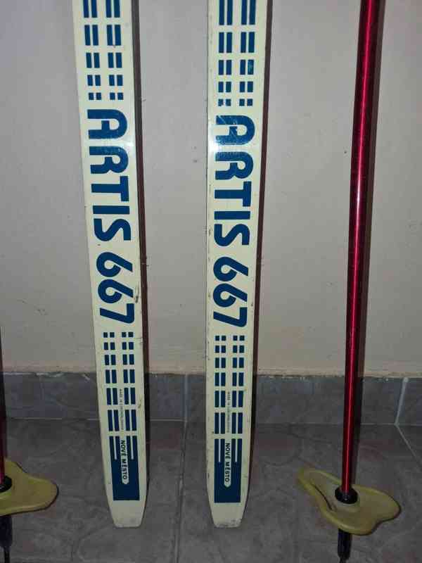 Starší běžecké lyže Crystal Artis 667 + hole, Československo - foto 4