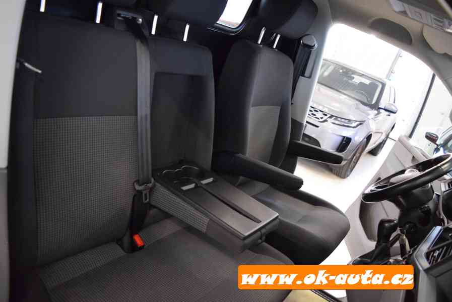 Volkswagen Transporter 2.0 TDI DSG 110kW 5 DVEŘÍ 2022-DPH - foto 15