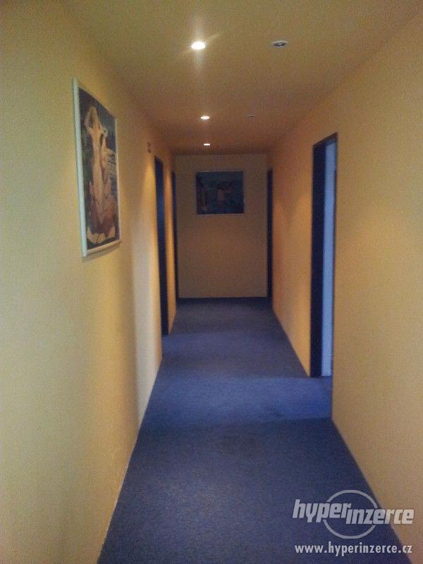 Pronájem apartmánu v penzionu v Ostravě - Porubě - foto 7