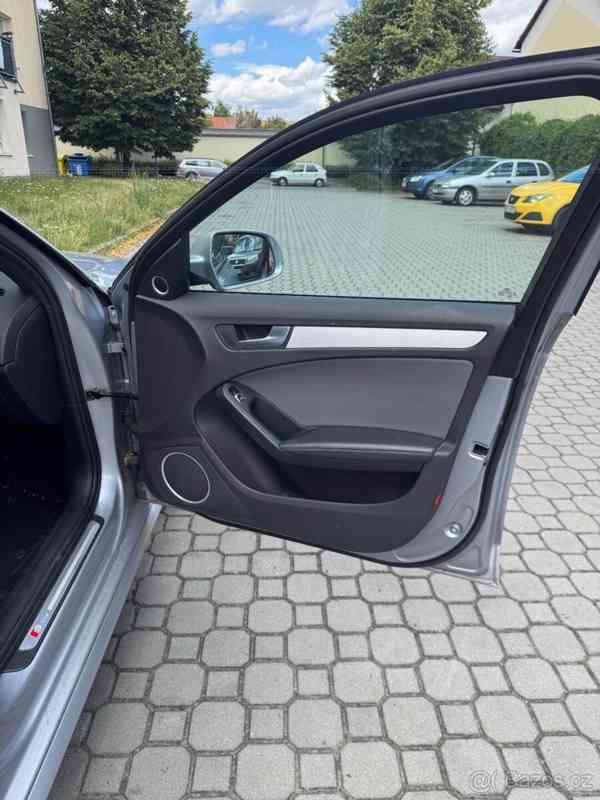 Audi A4 2,0   b8 Quattro Sline - foto 10
