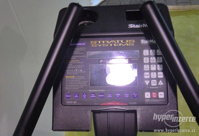 Fitness stroje - STAIRMASTER 3300 CE - rotoped - foto 5