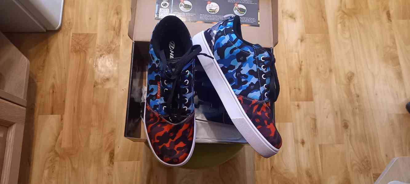 Prodám koloboty Heelys Pro 20 Prints Wheeled shoe - foto 3