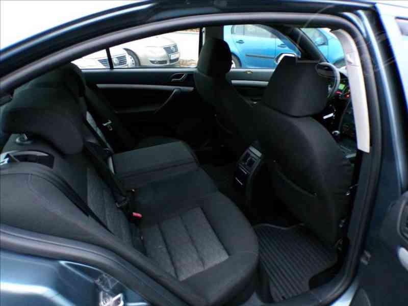 Škoda Octavia 1,9 TDI TAŽNÉ ZAŘÍZENÍ - foto 11