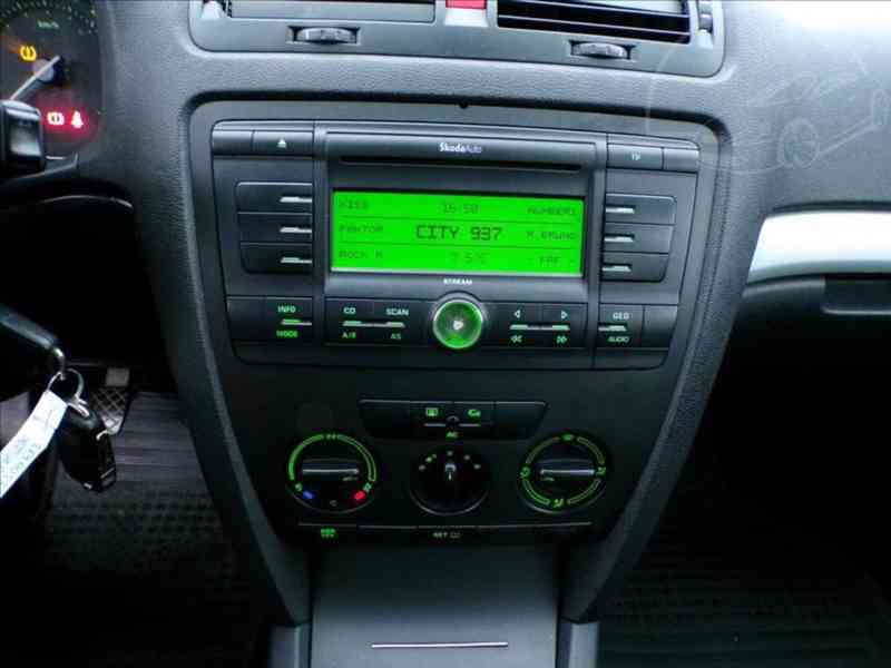 Škoda Octavia 1,9 TDI TAŽNÉ ZAŘÍZENÍ - foto 7