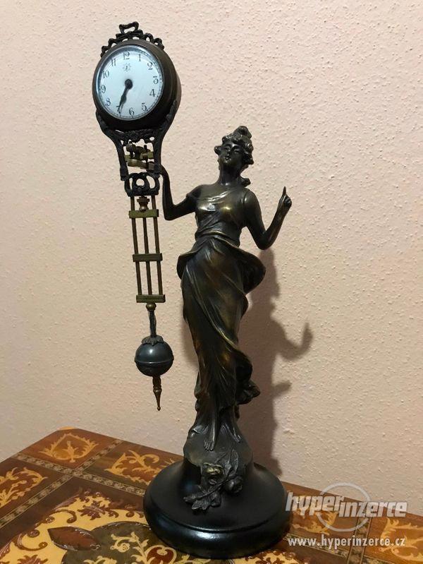 UNIKÁTNÍ HODINY KEJVAČKY - JUNGHANS - foto 1