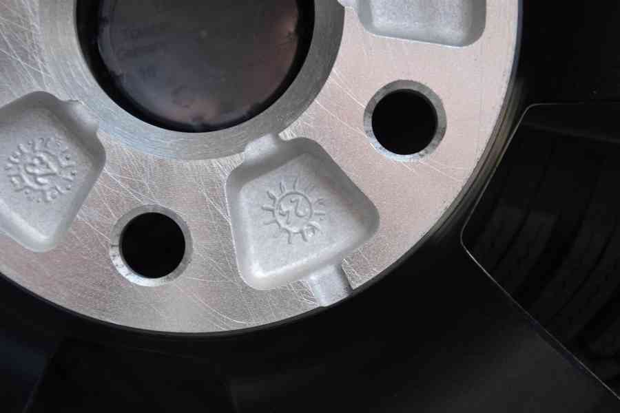 Š.Kodiaq, Kodiaq 2/VW Tiguan-NOVÁ zimní Alu sada -215/65R17. - foto 18