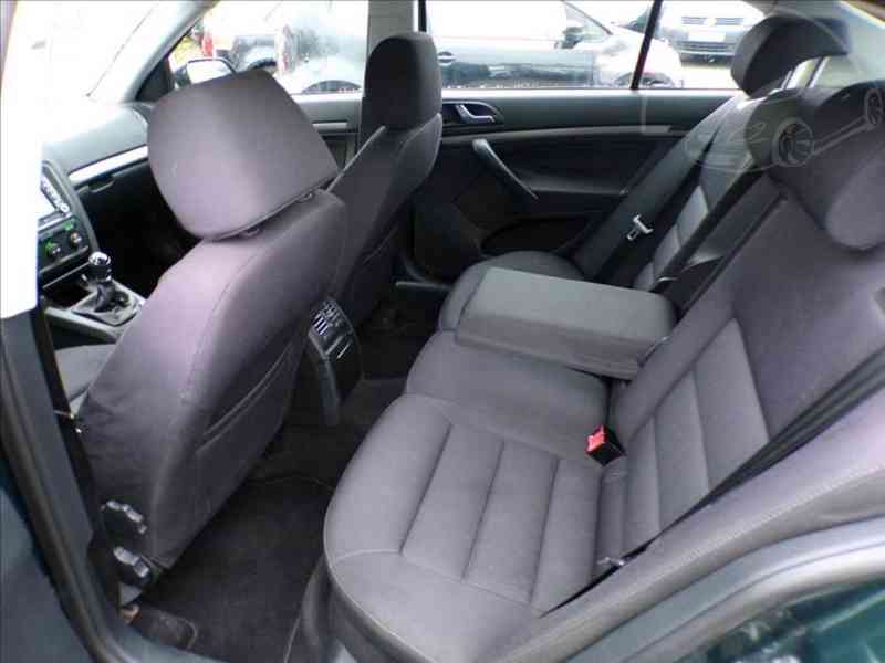 Škoda Octavia 1,9 TDI - foto 8