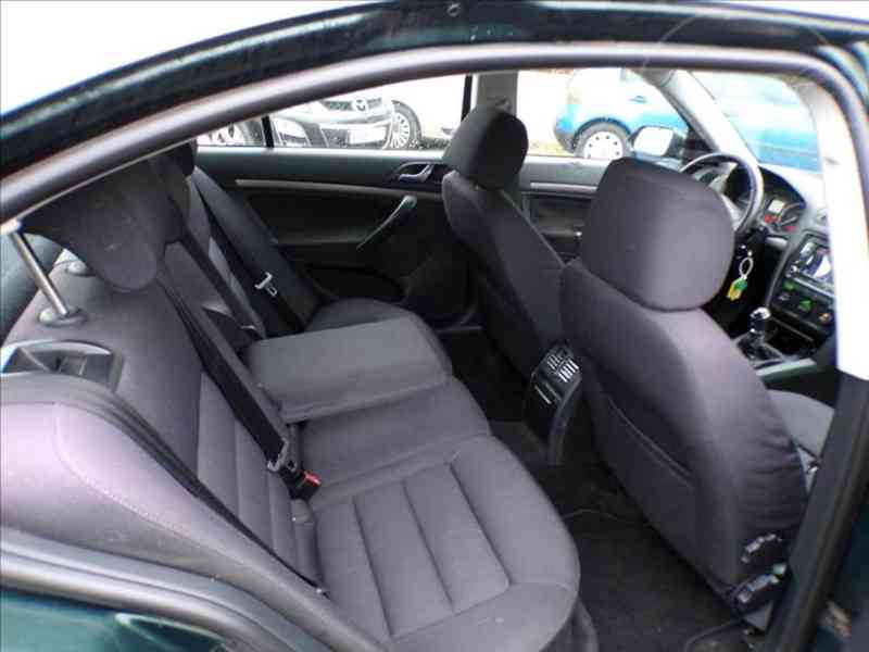 Škoda Octavia 1,9 TDI - foto 10