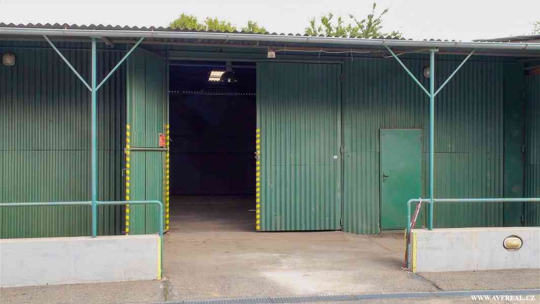 Pronájem nezatepleného skladového prostoru – cca 180 m2 - foto 4