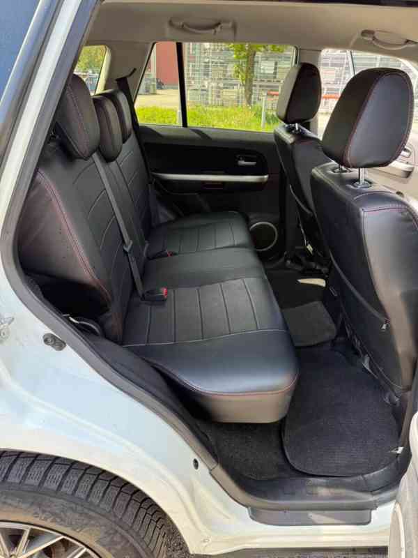 Suzuki Grand Vitara 2.4i Comfort Aut. benzín 124kw - foto 15