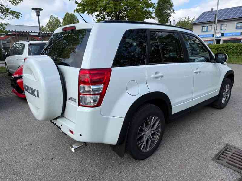 Suzuki Grand Vitara 2.4i Comfort Aut. benzín 124kw - foto 7
