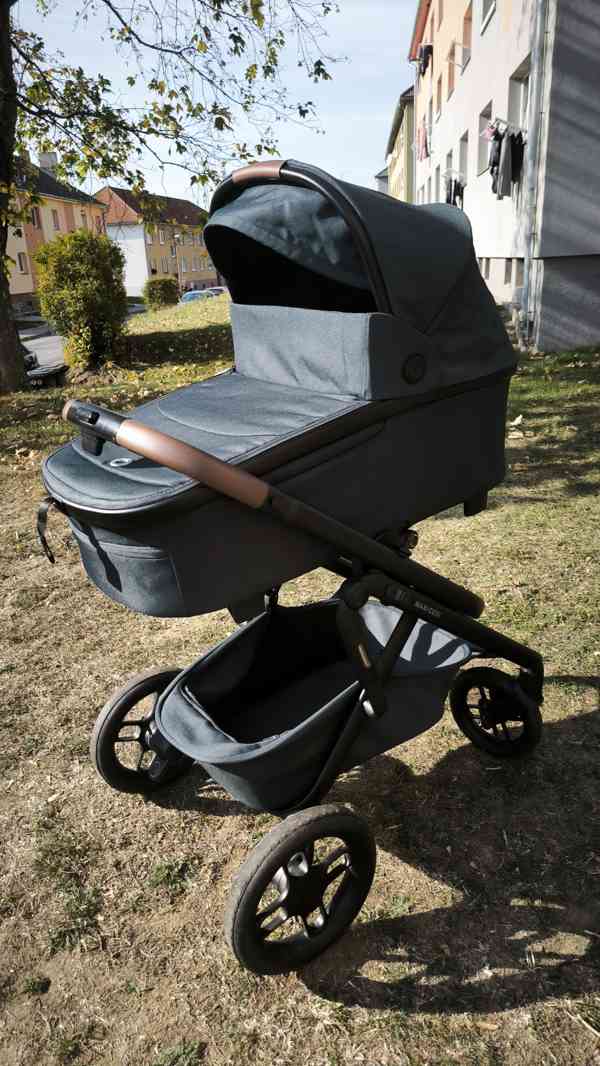 Kočárek Maxi-Cosi Lila XP+ 2V1, 2022, Essential Graphite - foto 2