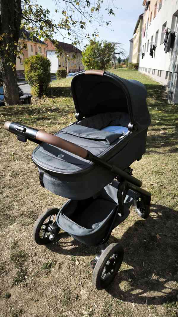 Kočárek Maxi-Cosi Lila XP+ 2V1, 2022, Essential Graphite - foto 4