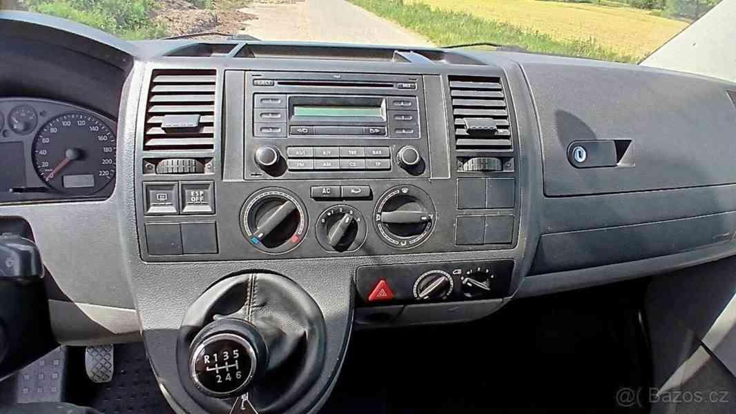 Volkswagen Transporter Caravelle 96 kw - rv.2009- 9mí - foto 3