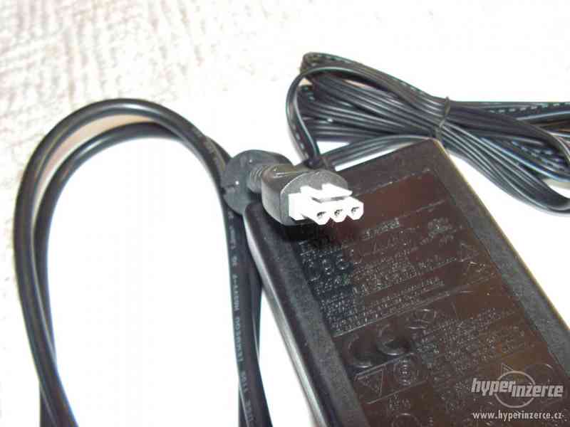Napájecí zdroj HP (HP 0950-4401) 32V 700mA a 16V 625mA - foto 3