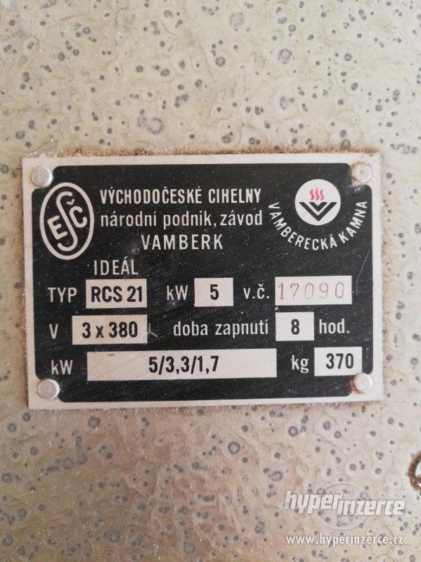 Kachlová akumulační kamna Vamberk - foto 5