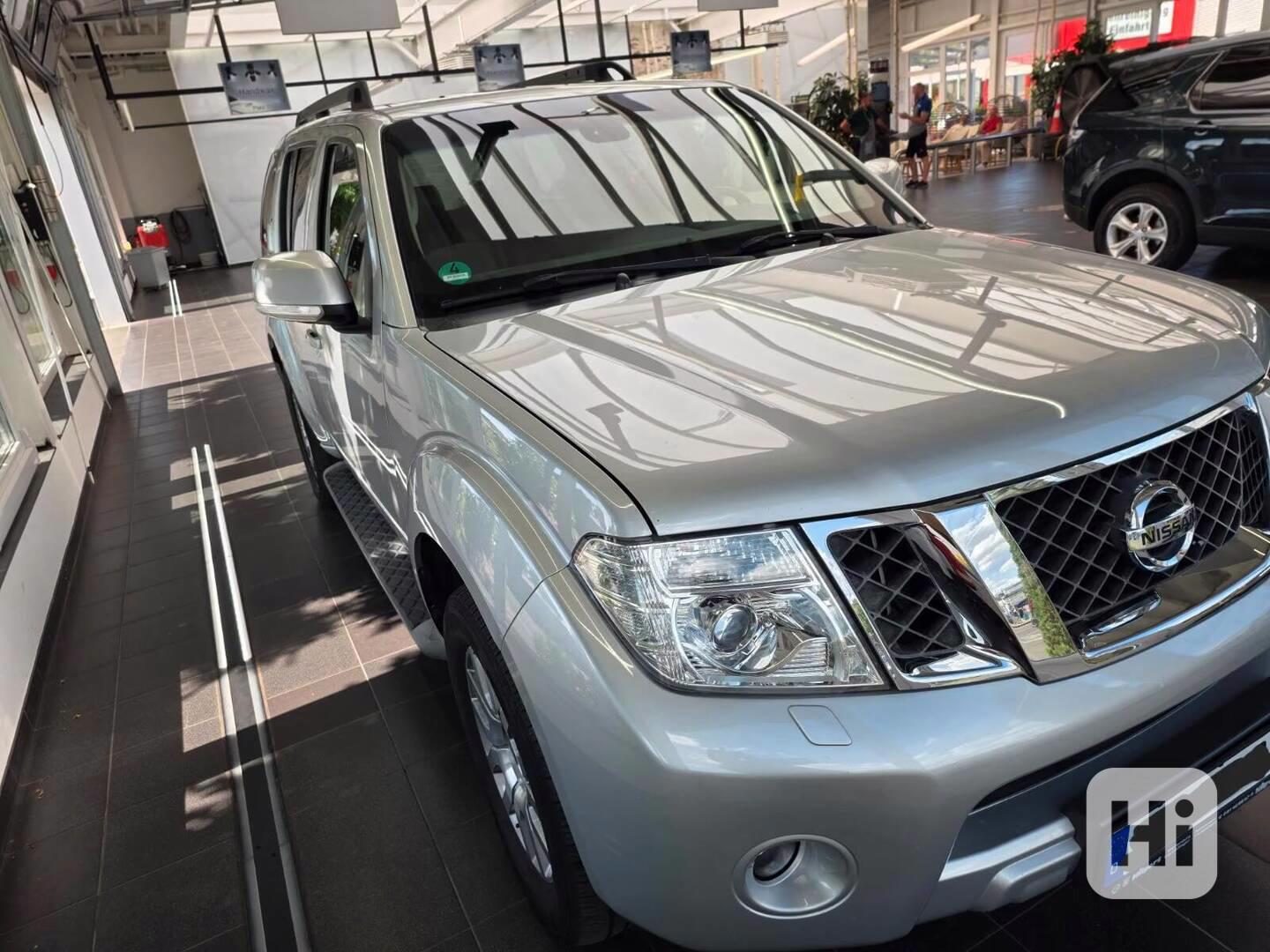 Nissan Pathfinder2.5 dCi LE AUT. 140kw - foto 1