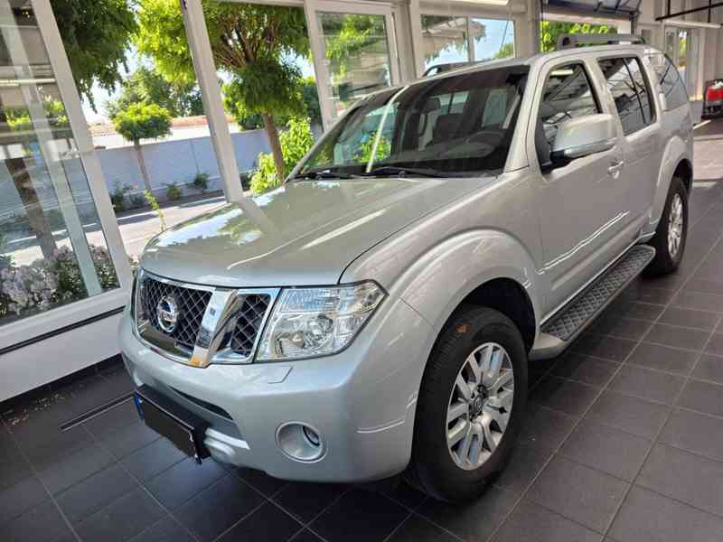 Nissan Pathfinder2.5 dCi LE AUT. 140kw - foto 2