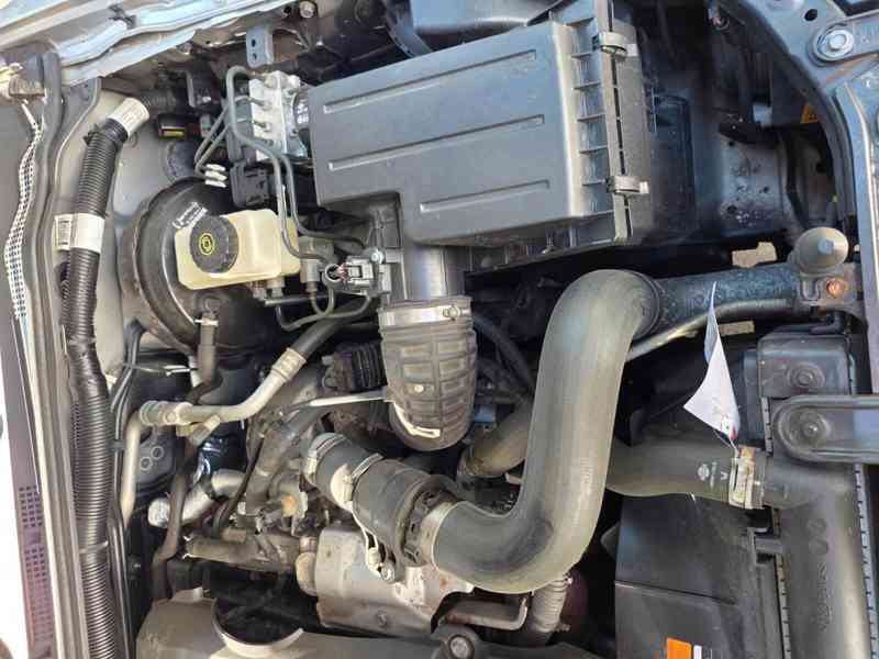 Nissan Pathfinder2.5 dCi LE AUT. 140kw - foto 17