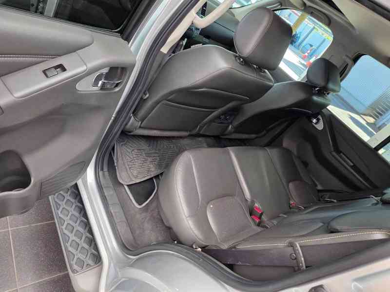 Nissan Pathfinder2.5 dCi LE AUT. 140kw - foto 19