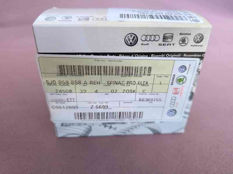 Nový ORIGINÁL Škoda FABIA II spínač ovládání oken 5J0959858A - foto 5