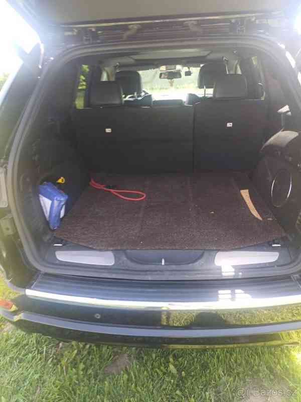 Jeep Grand Cherokee 3,0   4x4 rv.2015 - foto 13