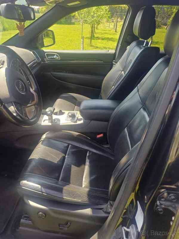 Jeep Grand Cherokee 3,0   4x4 rv.2015 - foto 16