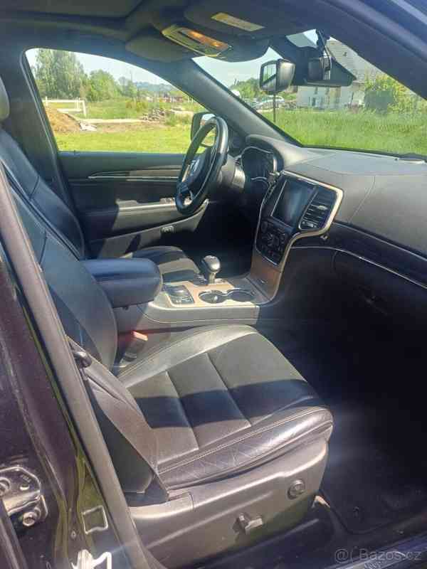 Jeep Grand Cherokee 3,0   4x4 rv.2015 - foto 10