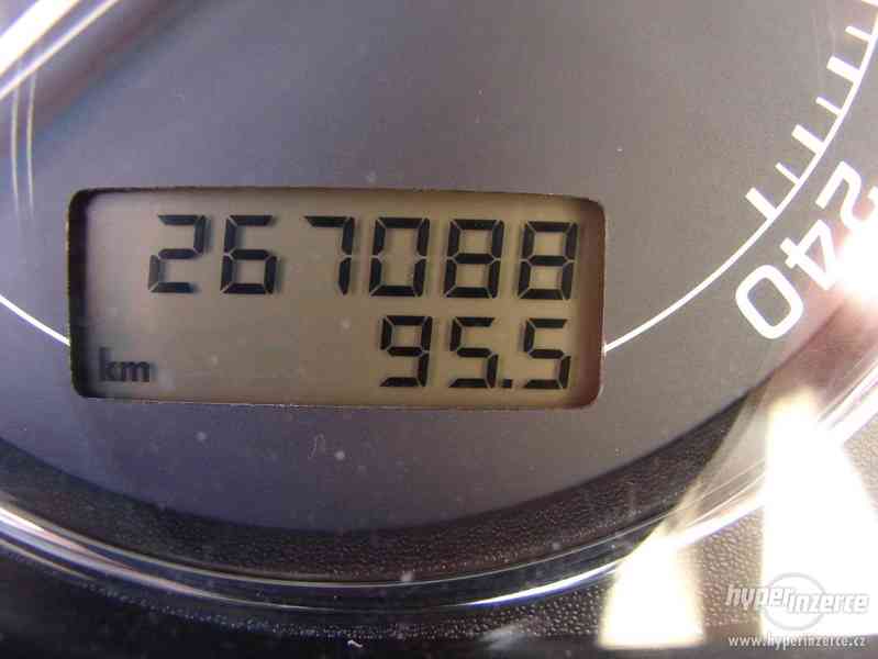 Škoda Octavia 1.9 TDI Combi (119 KW) r.v.2003 - foto 8