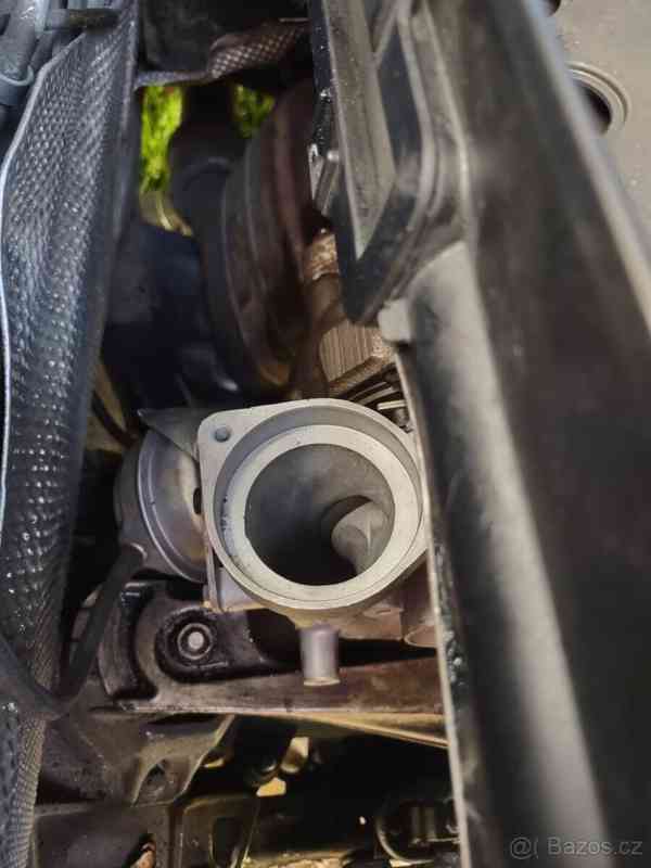 BMW Řada 5 3,0   E60 530D - foto 12