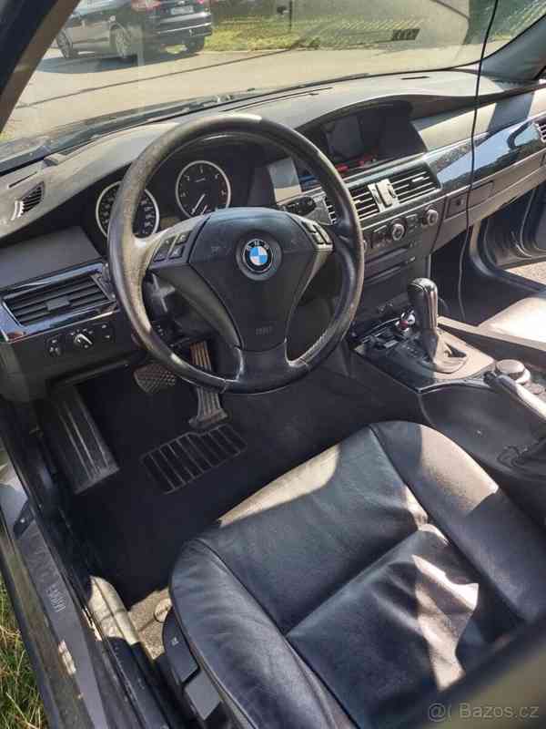 BMW Řada 5 3,0   E60 530D - foto 7