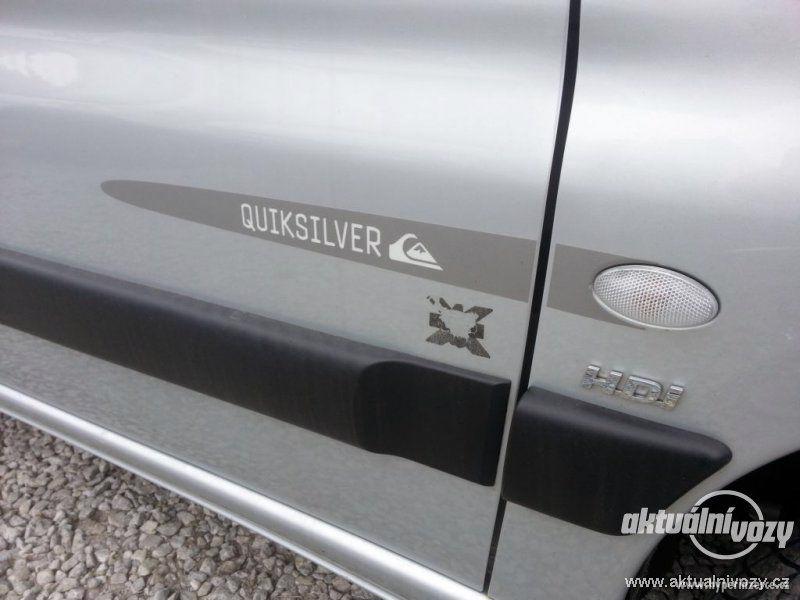 Peugeot Partner 2.0, nafta, r.v. 2004 - foto 2