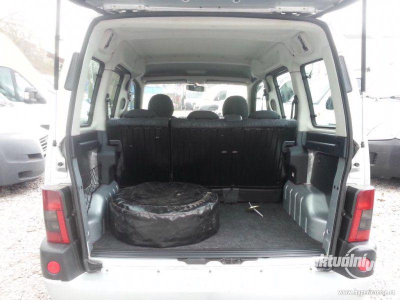 Peugeot Partner 2.0, nafta, r.v. 2004 - foto 9