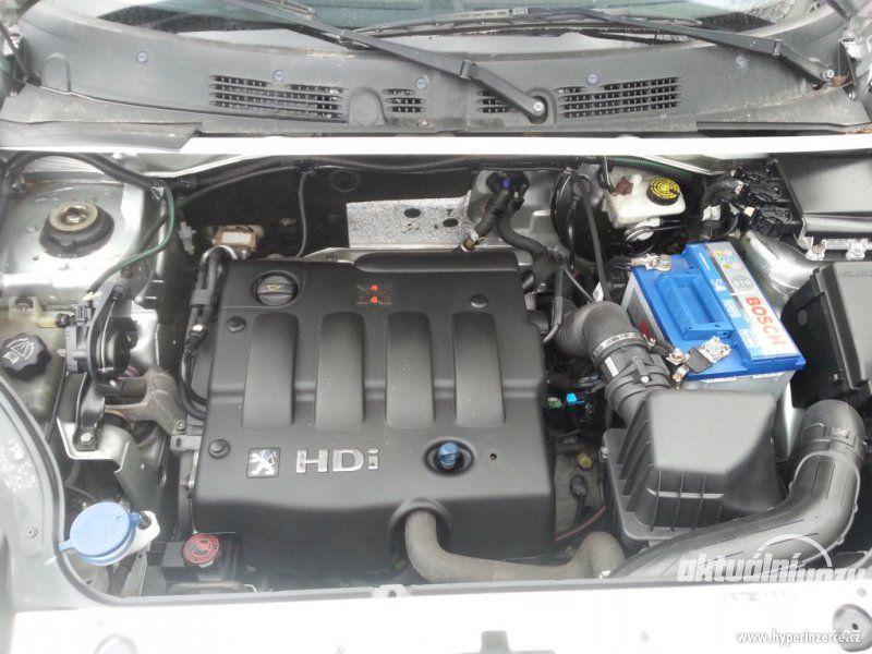 Peugeot Partner 2.0, nafta, r.v. 2004 - foto 15