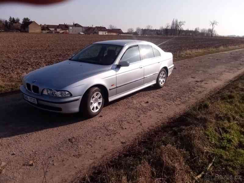 BMW Řada 5 2,0   E39 520i - foto 6