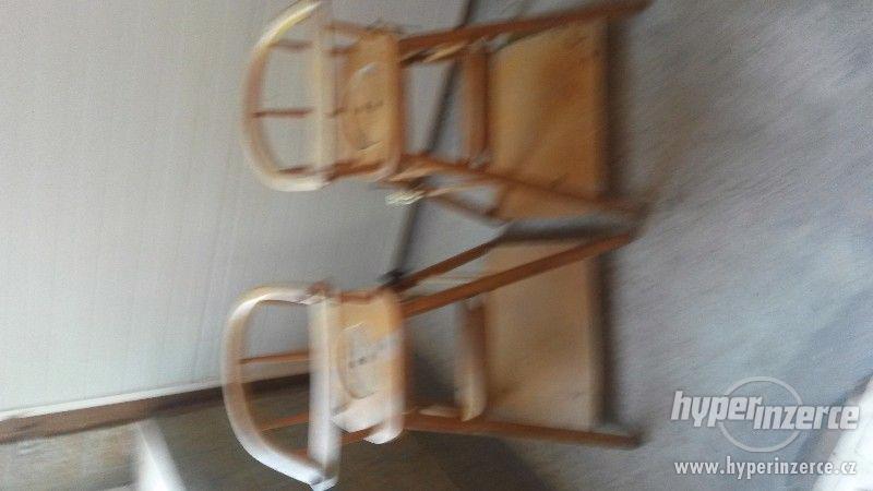 židličky - foto 1