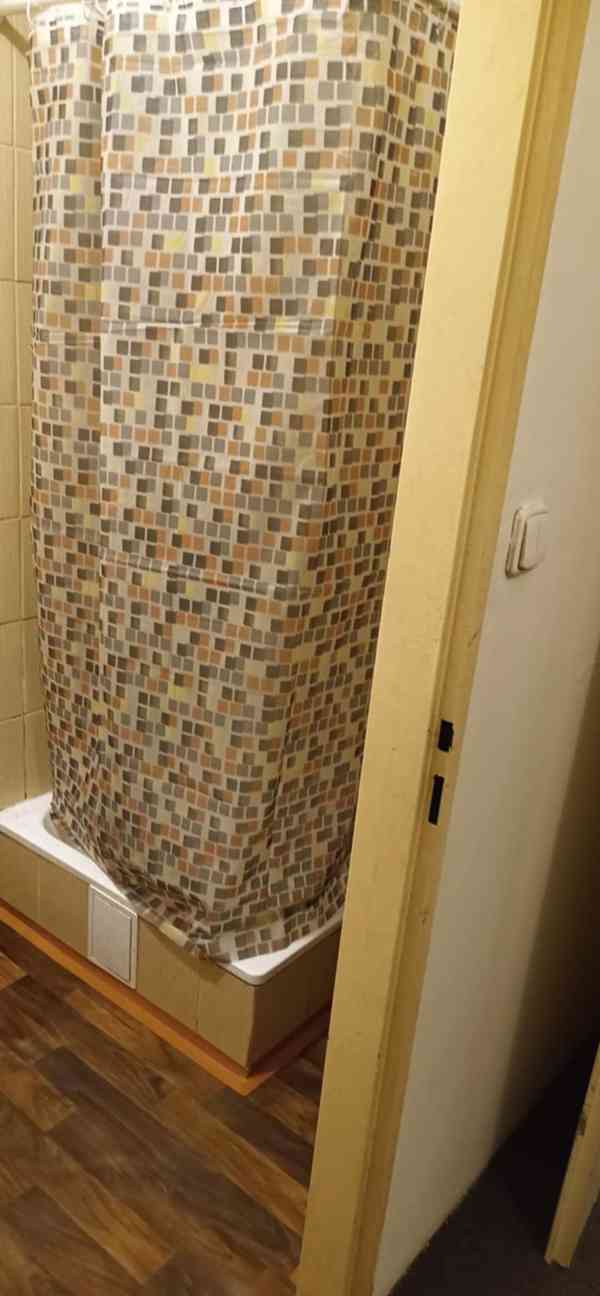 BYT 2+KK v centru Jablonce n.N. - foto 9