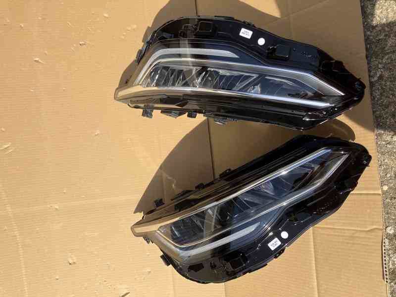 svetla svetlo vw golf viii 8 lift led prave leve - foto 2