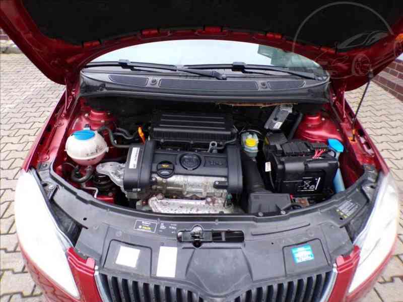 Škoda Fabia 1,4 16V NOVÉ ROZVODY! - foto 13