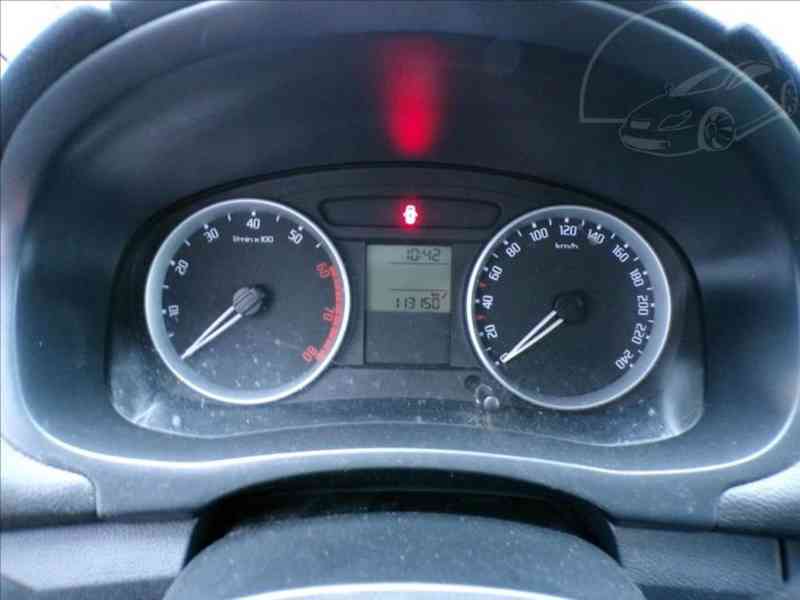 Škoda Fabia 1,4 16V NOVÉ ROZVODY! - foto 6